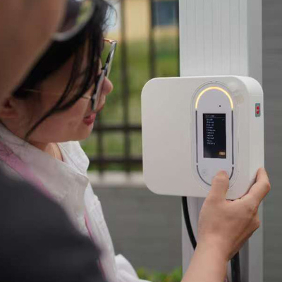 22kW EV شاحن محطة الحائط الشمسية 32A 480V مع صندوق توازن الحمل الديناميكي