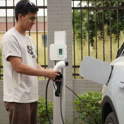يشتري محطة شحن AC EV ذات 11 كيلوواط 3 مراحل مع توازن الحمل الديناميكي لصندوق الشحن المنزلي التصنيع عبر الإنترنت