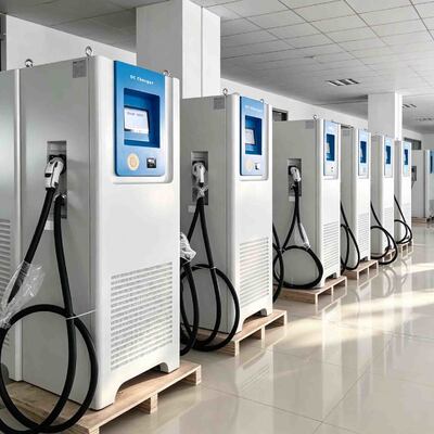 شراء محطة شحن سريع للسيارات الكهربائية 60 كيلوواط-120 كيلوواط DC مع سدادات CCS GBT مزدوجة التصنيع عبر الإنترنت