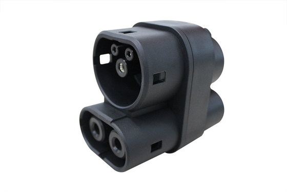 سعر جيد 125A 500V EV محول كابل الشحن CCS2 إلى محول CCS1 أسود الانترنت