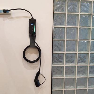 سعر جيد 7.4kW 32A Portable EV Charger with IP67 & Delay Charging الانترنت